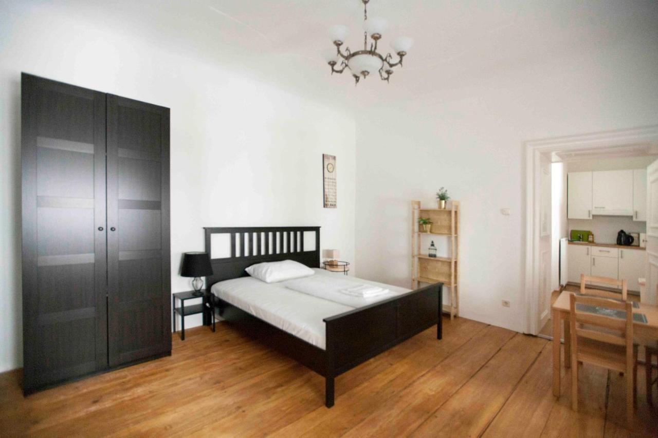 City Center Homes Vienna Exterior photo